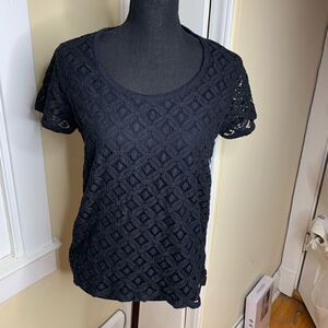 Jones New York lace front short sleeved t-shirt black size large